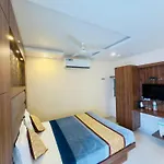 The Hydel Park - Business Class Hotel - Near Central Railway Station