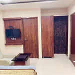 The Hydel Park - Business Class Hotel - Near Central Railway Station