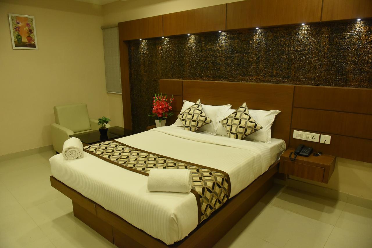 The Hydel Park - Business Class - Near Railway Station