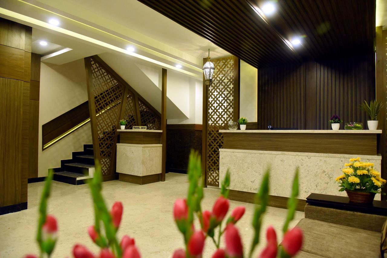 Hotel The Hydel Park - Business Class - Near Railway Station 2*
